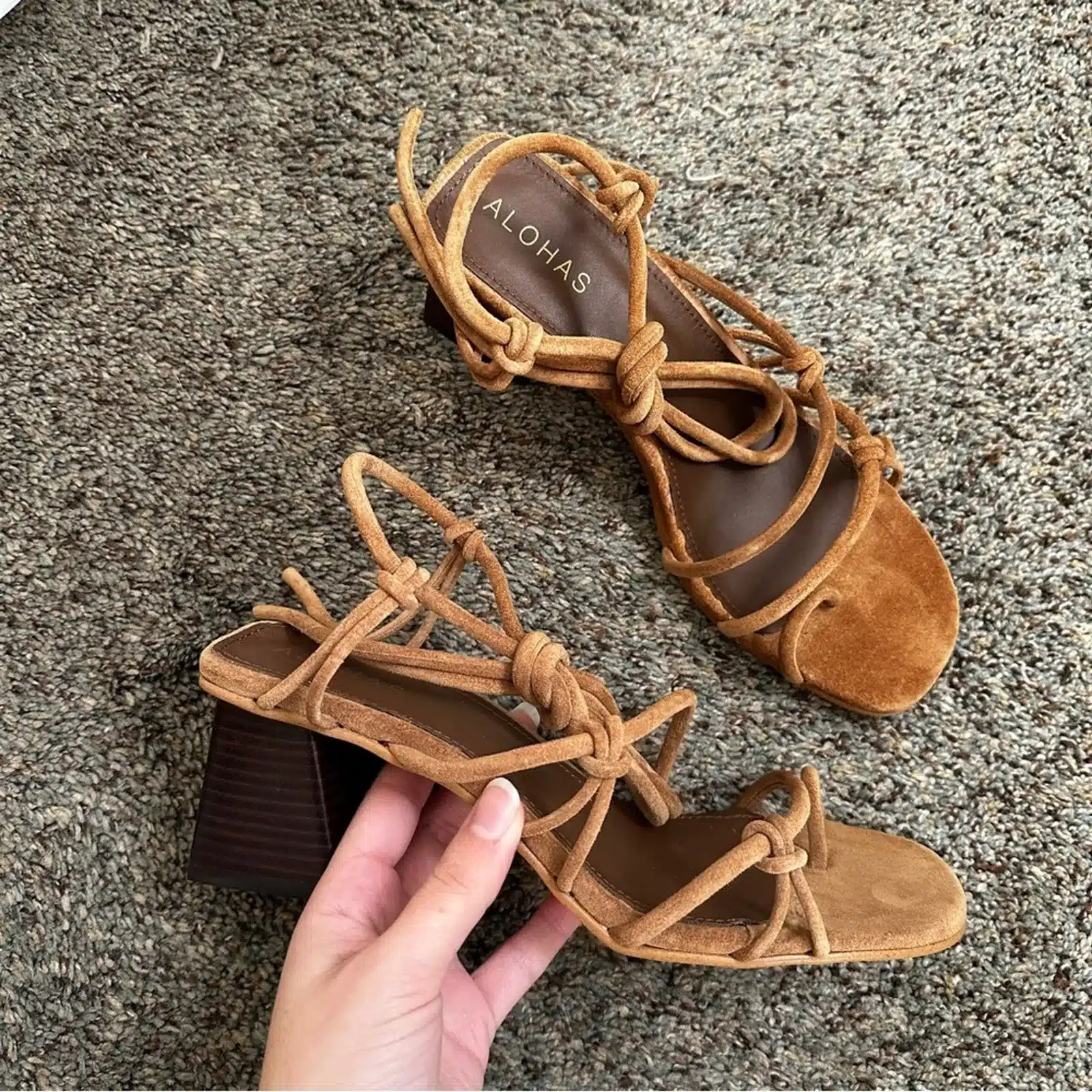 Alohas Goldie Camel