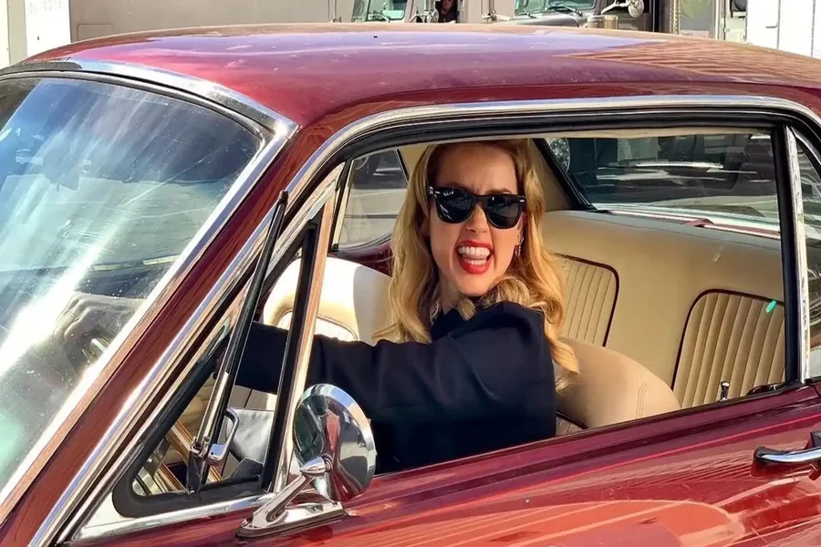 Amber Heard Car