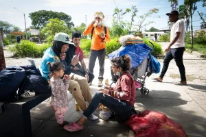 Tips for First-Time Senders Helping Family Back Home in Venezuela