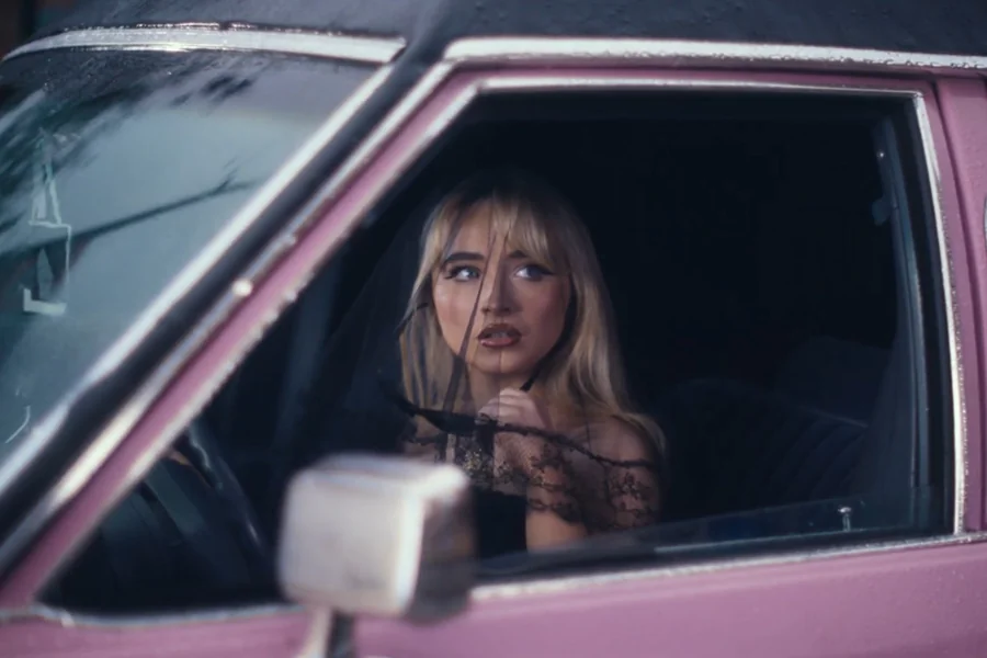 sabrina carpenter car