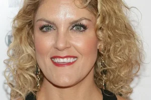 Casey Nezhoda: The Glam Reality Tv Star And Americas Cardroom Ambassador