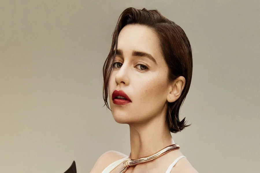 Emilia Clarke Height