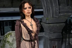 Jenna Ortega Stuns in a Corseted Gown by Andreas Kronthaler