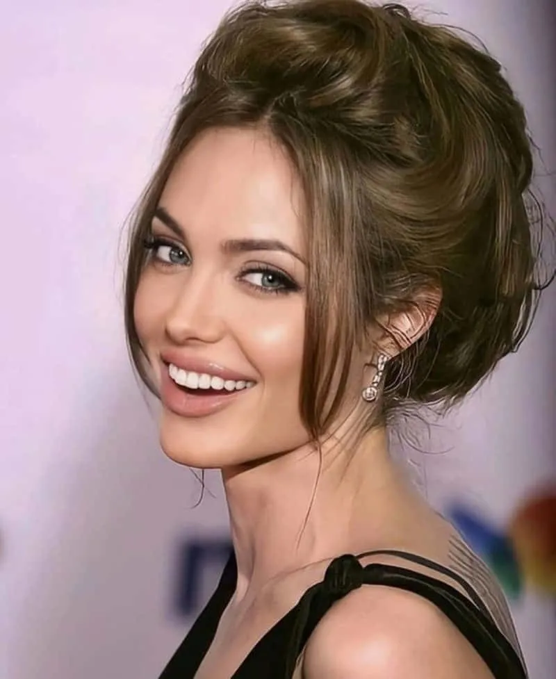 Angelina Jolie
