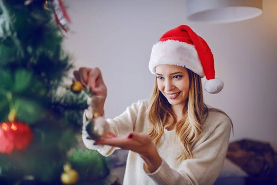 Christmas Outfits That Bring the Holiday Spirit to Life