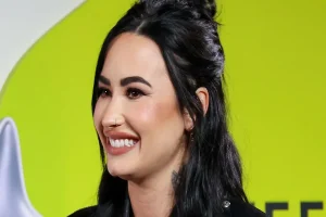 Demi Lovato Biography, Career, Music and Personal Life