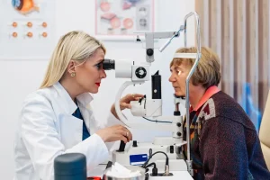 Cataract Care Without Surgery: What Works and What Doesn’t