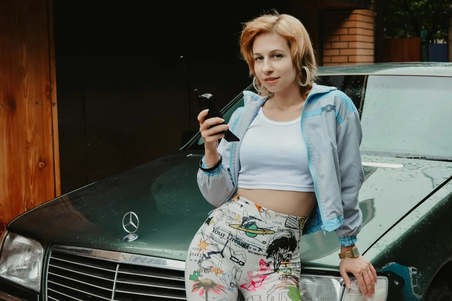 Female 90s Fashion