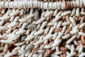 Natural Fibers vs Synthetic Fabrics – Which Option Makes More Sense for Everyday Clothing?