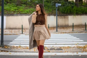 Khaki Skirt Style Guide for Everyday Fashion